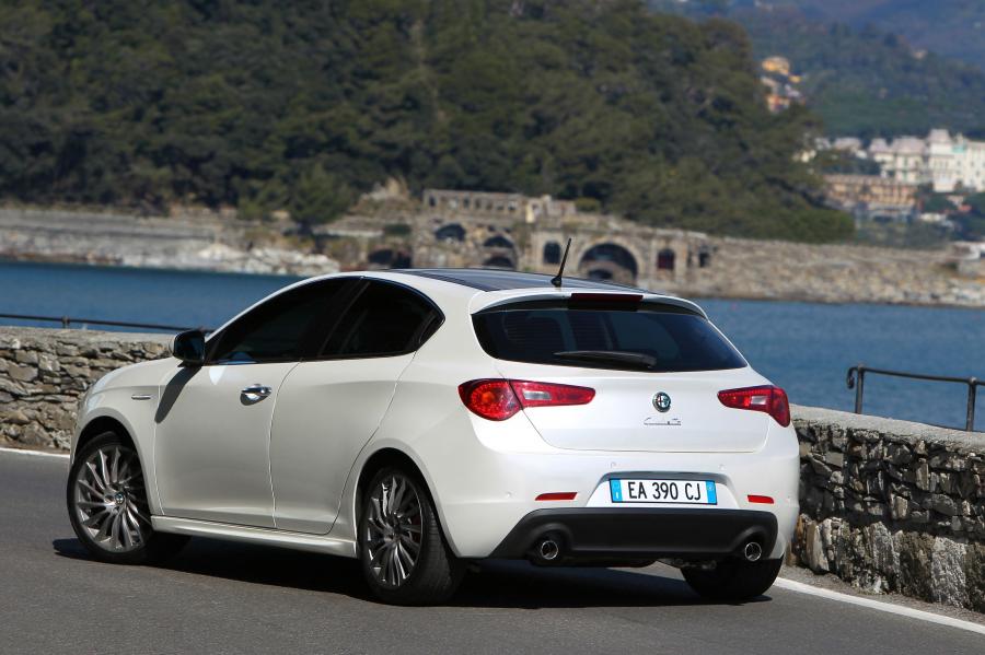  Alfa Romeo Giulietta 2010 года  (фото 11 из 61)